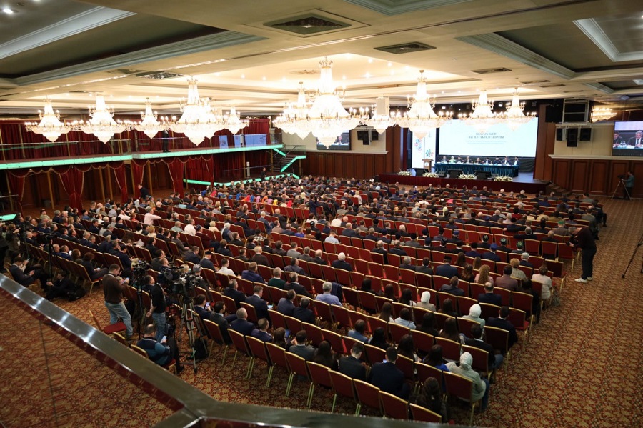 Муфтий принял участие в пленарной части XI  Всероссийского схода предпринимателей татарских сел