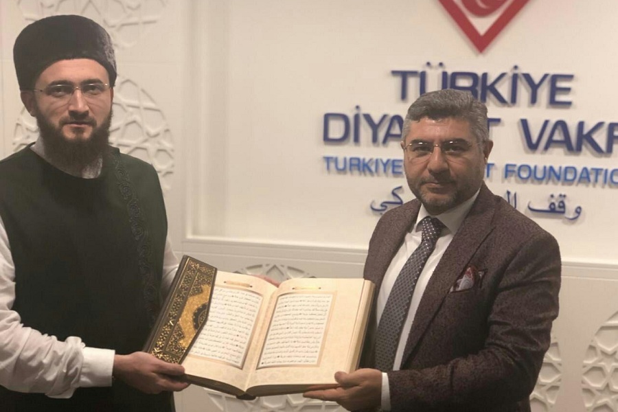 Муфтий РТ встретился с руководителем Вакуфного фонда Диянета Турции