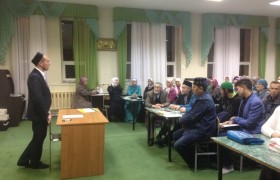 В Альметьевском исламском медресе начали работу вечерние курсы для всех желающих
