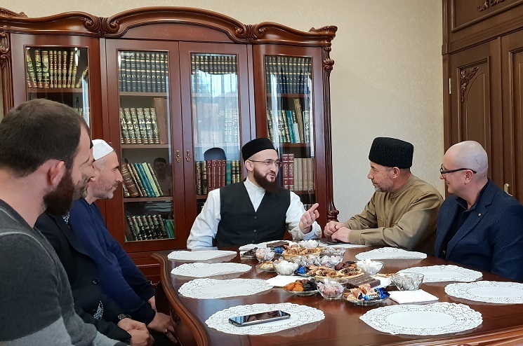 Муфтий встретился с делегацией из Дагестана