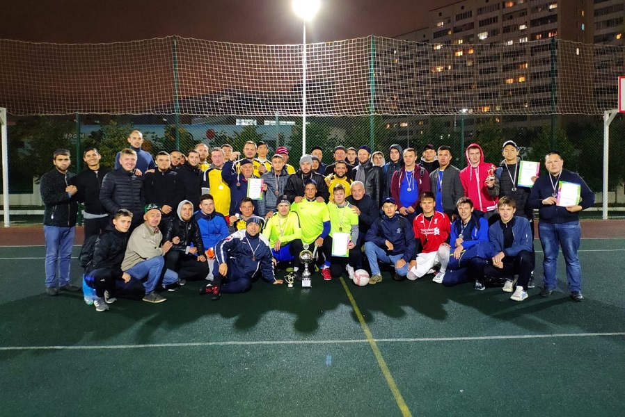 “Экстремизму – нет!”: в Казани прошел турнир по мини-футболу среди мухтасибатов