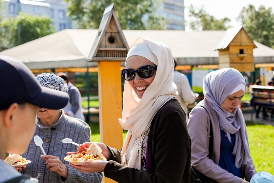 "Хуш, Рамазан": в мухтасибатах Татарстана с большим размахом отпраздновали Ураза-байрам