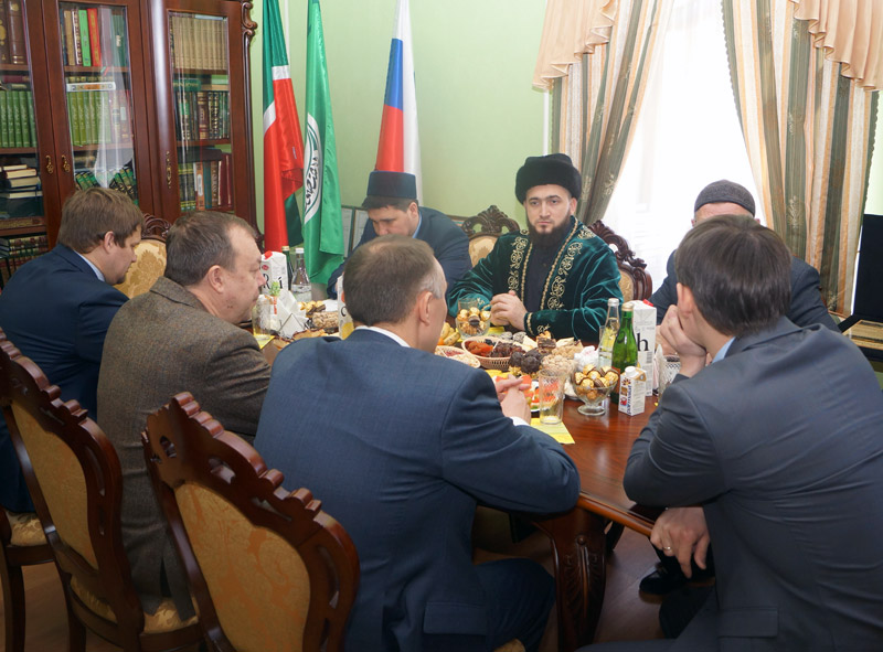 Резиденцию муфтия РТ посетили гости из Москвы