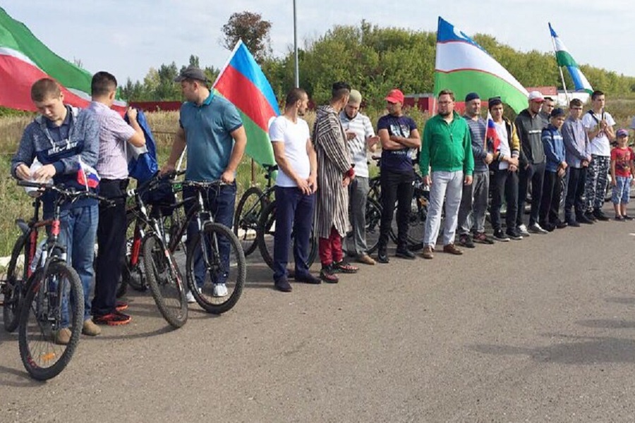 В мухтасибатах Татарстана в рамках декадника «Экстремизму – нет!» прошли велопробеги