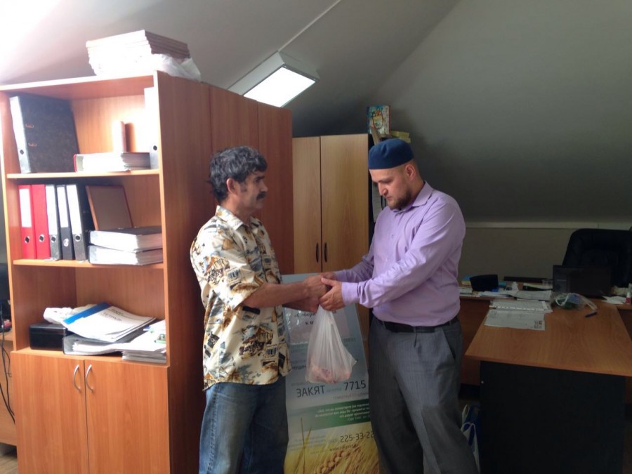 Казанец пожертвовал барана подопечным Благотворительного фонда «Закят»