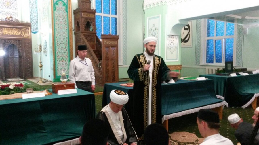 Муфтий Татарстана ознакомился с исламскими реликвиями в Чувашии