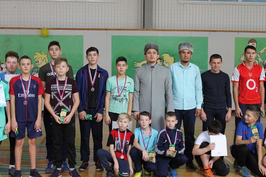 В Нурлатском мухтасибате прошел турнир по мини-футболу среди юных мусульман