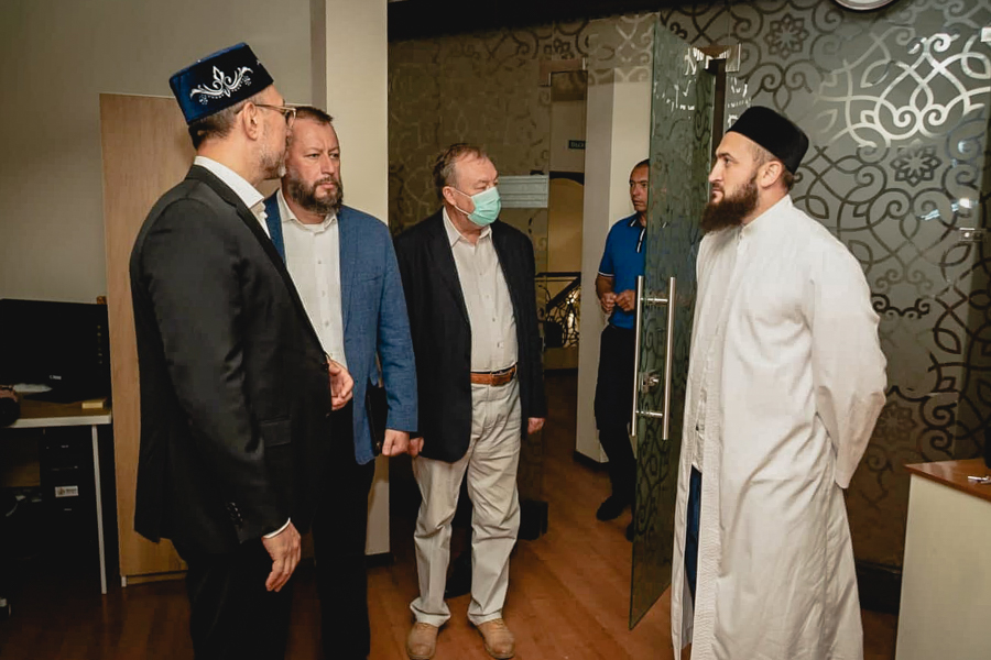 Представители Администрации Президента РФ посетили ИД "Хузур"