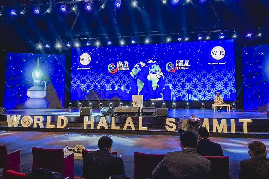 Руководитель Комитета по стандарту Халяль принимает во VII Всемирном саммите халяль и на VIII выставке Halal Expo