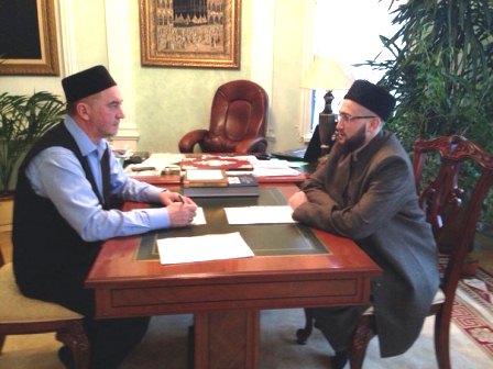 Пятничный намаз татарстанский муфтий прочитал в мечети «Марджани»