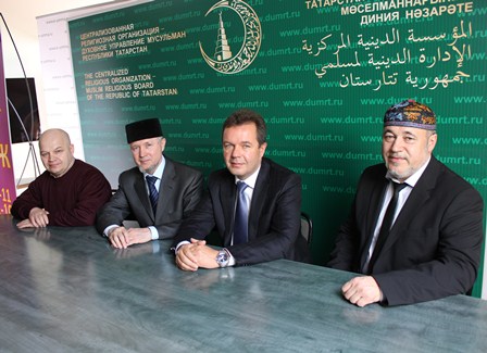 Представители компании «Арт Лайф» посетили резиденцию муфтия
