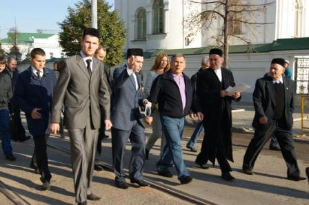 Президент РТ Рустам Минниханов осмотрел строительство общежития для студентов Казанского исламского колледжа