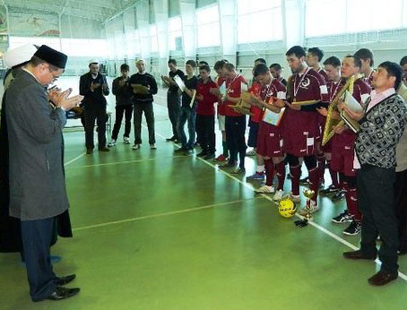 В Бавлах прошел мини-футбол, посвященный 68-ой годовщине Дня Победы