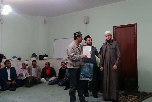 В казанской мечети «Тынычлык» проводили Коран-хафизов