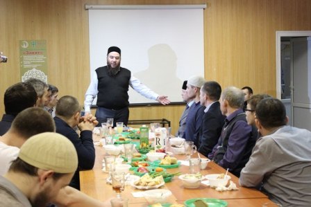 В Закабанной мечети говорили о ведении бизнеса по шариату