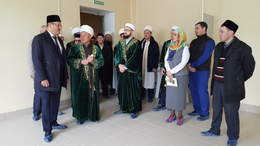 Муфтию в Балтасях показали мусульманский пансионат «Ярдәм»