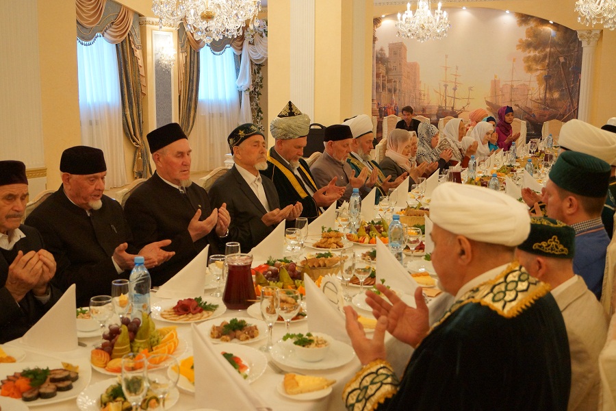 В Татарстане ветеранов войны и тружеников тыла будут чествовать на ифтарах