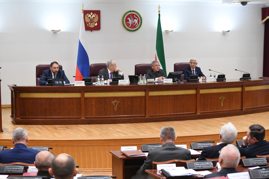 Муфтий Татарстана принял участие совместном заседании Совета Безопасности РТ и Совета по межнациональным и межконфессиональным отношениям