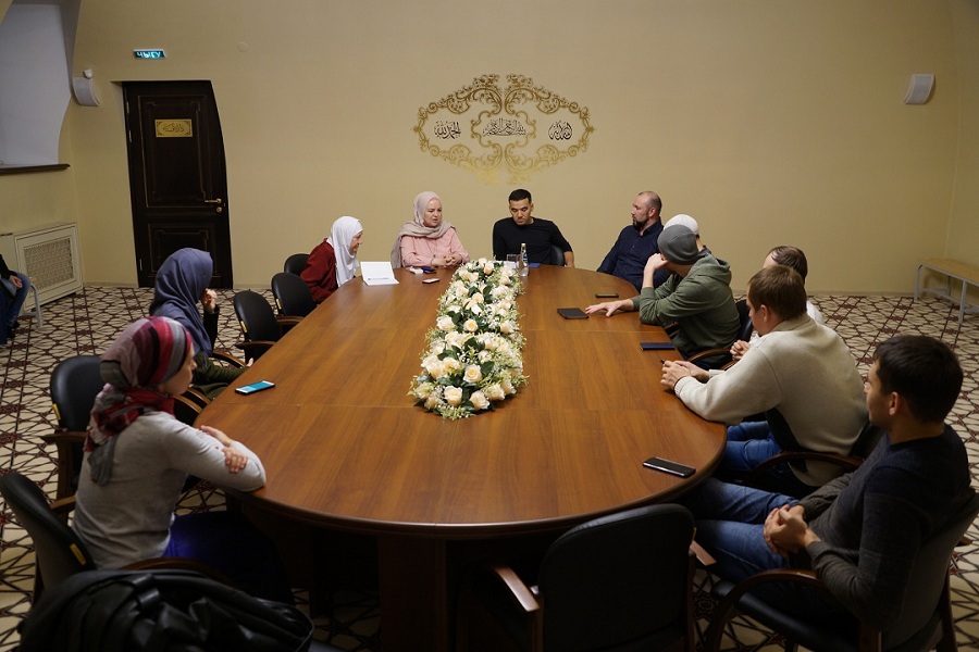 В Казани прошла первая встреча молодежного мусульманского дискуссионного клуба в новом сезоне
