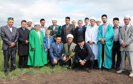 "Әтрәч укулары" Туфан ага истәлегенә багышланды