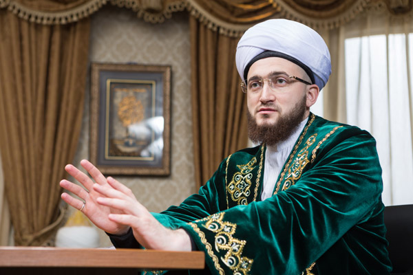 Беседа муфтия с прихожанами мечети