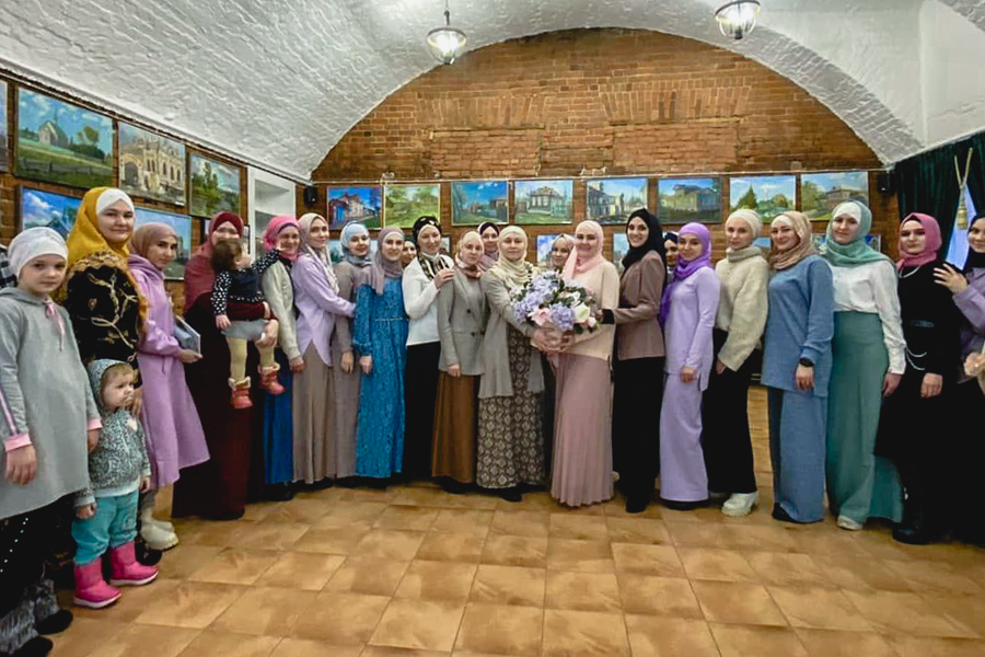 В Исламском центре города Чистополя состоялось мероприятие, посвящённое Дню хиджаба "Благое одеяние тела и души"