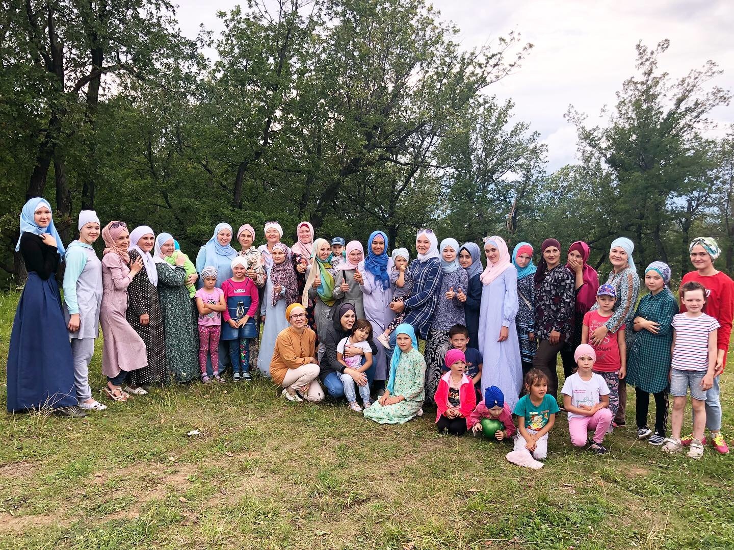 Союз мусульманок Чистополя организовал большой пикник для женщин