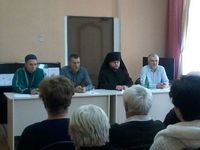«Экстремизму – нет!»: в Чистополе мусульмане и православные сели за круглый стол