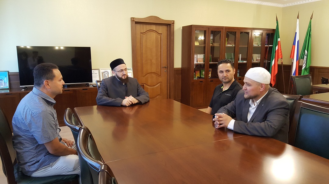 В дни Чемпионата мира по футболу муфтий Татарстана принимает гостей