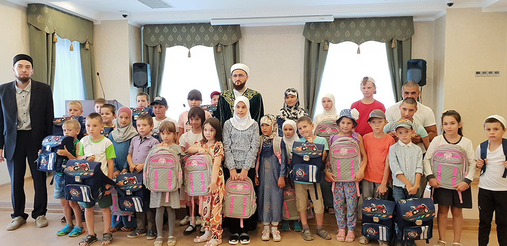 В преддверии Дня знаний муфтий Татарстана встретился со школьниками