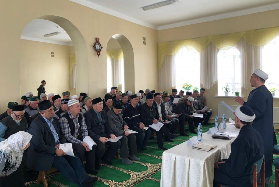 Новый мухтасиб Арска провел свое первое собрание имамов
