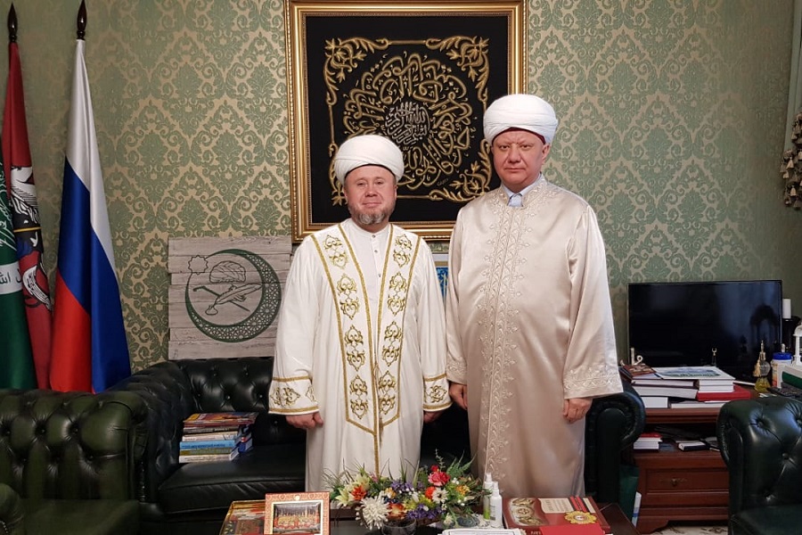 Советник муфтия РТ встретился с главой ДСМР Альбиром Кргановым