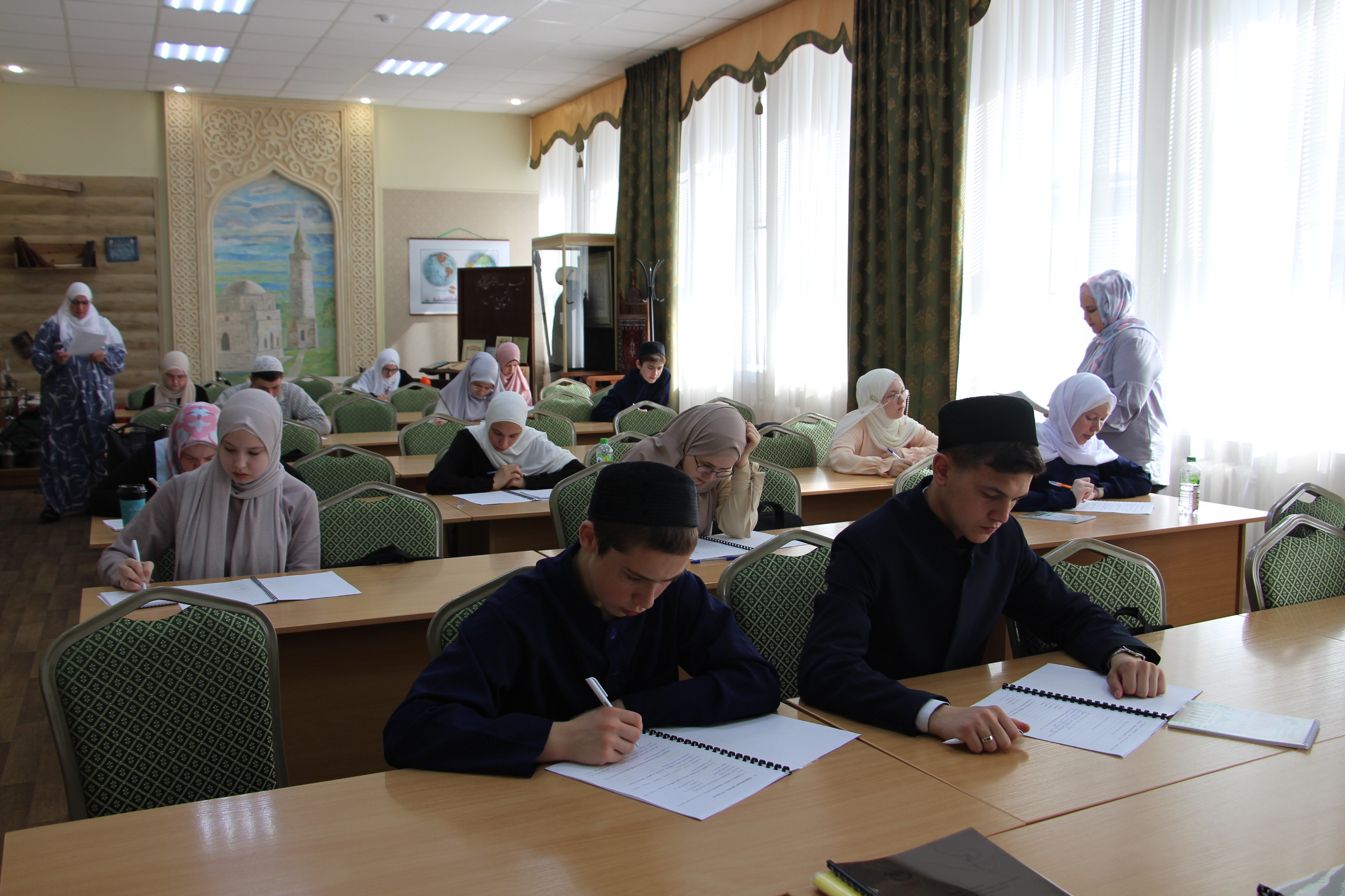 В РИИ прошли Региональная и Республиканская олимпиады по исламским дисциплинам и татарскому языку