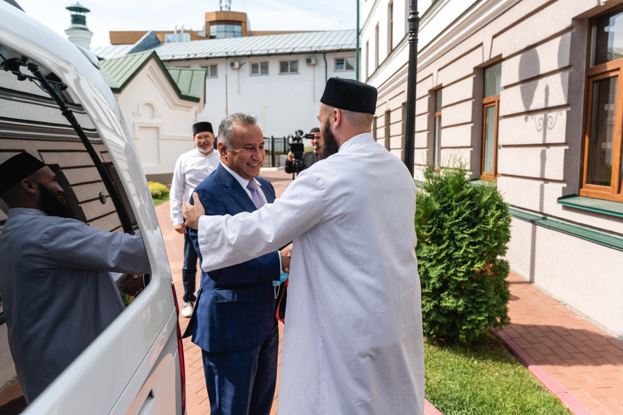 Муфтий принял в резиденции ДУМ РТ посла Саудовской Аравии в России