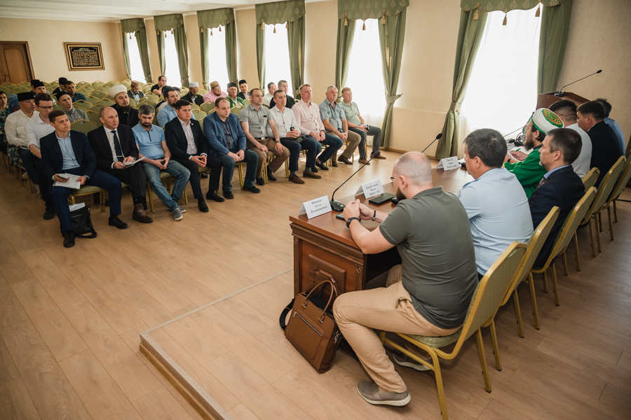 В ДУМ РТ прошло рабочее совещание по организации предстоящего Курбан-байрама в Казани