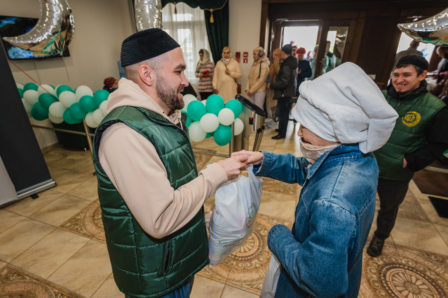 «Рамадан – месяц добрых дел» завершился: в Татарстане помощь получили свыше 7000 нуждающихся