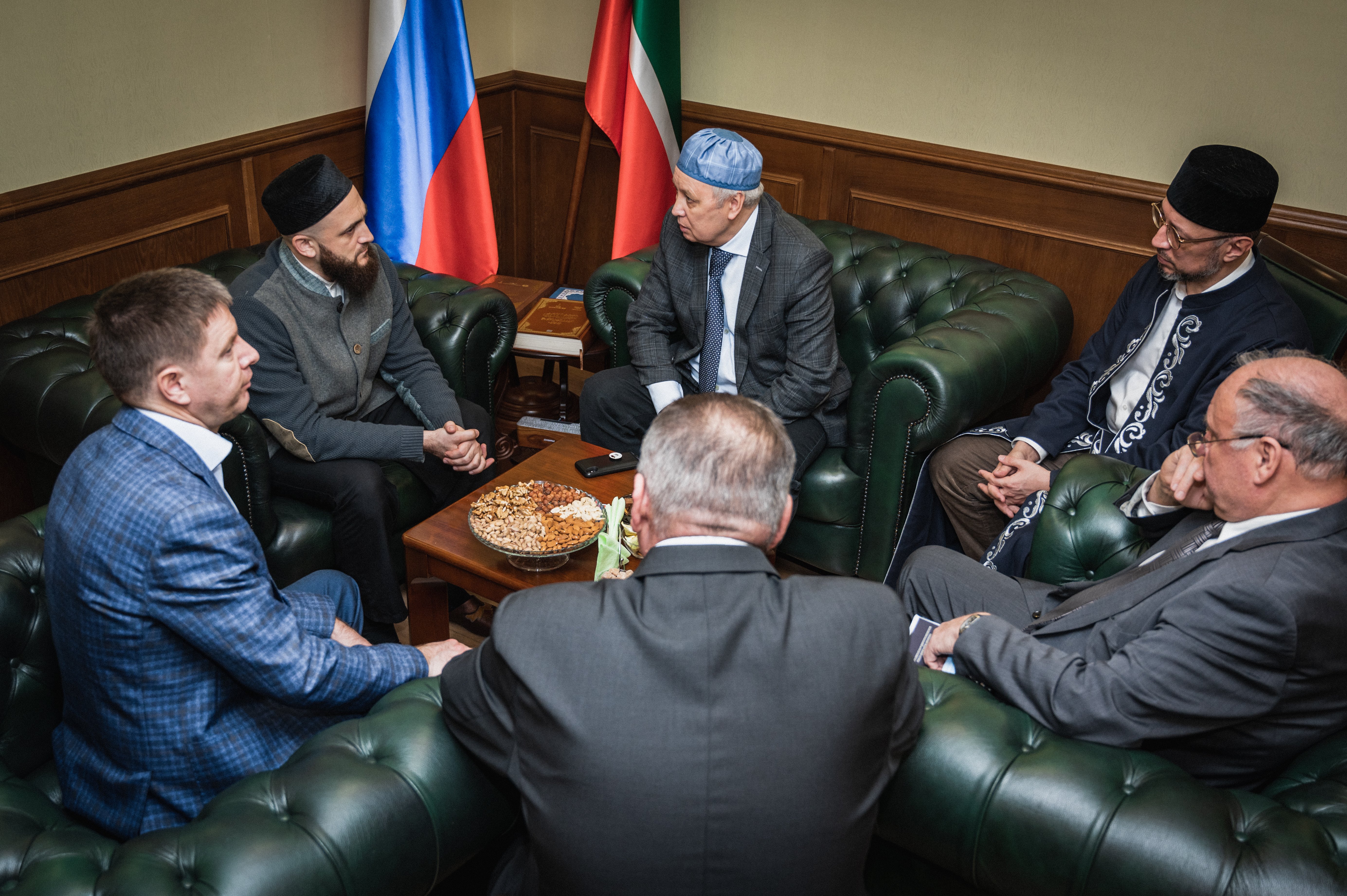 Муфтий Татарстана встретился с членами Общественного совета при ФСИН России