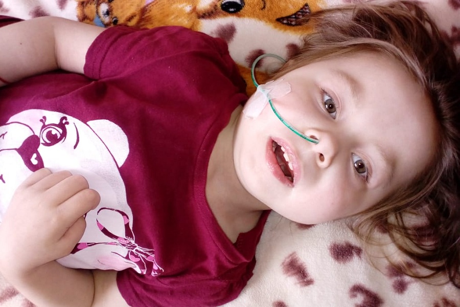 Маленькая Диана пережила клиническую смерть: открыт сбор средств на покупку медикаментов