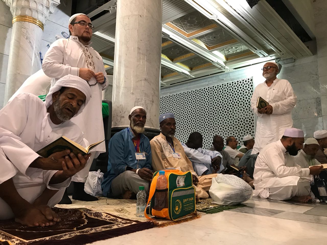 Татарстанцы совершили пятничную молитву в мечети Аль-Харам в Мекке