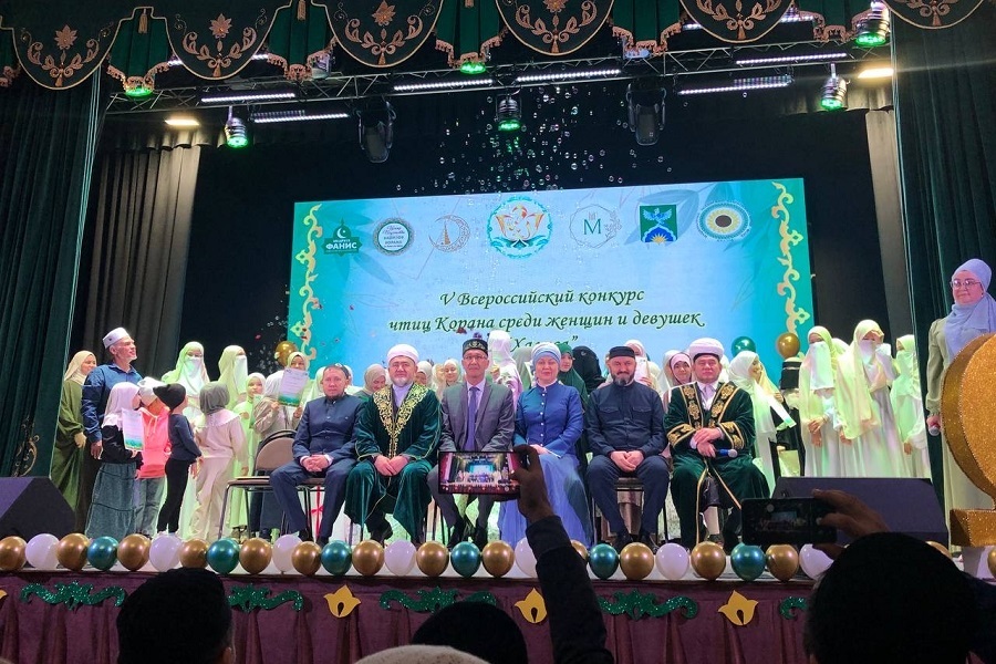 На VI Всероссийский конкурс чтецов Куръана «Халисә» подали заявку 75 участниц. Главный приз – путевка на умру!
