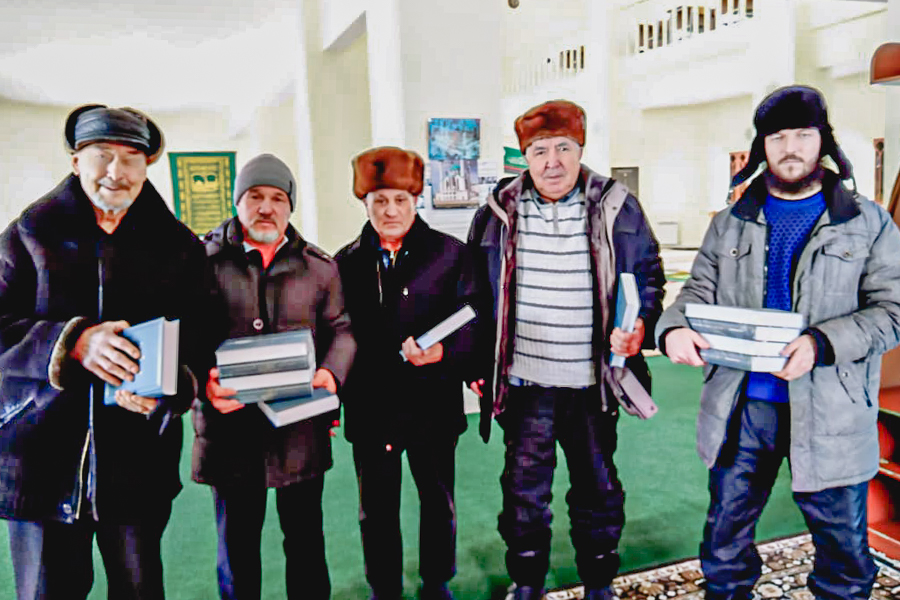 Мусульмане Пензы получили смысловые переводы Куръана на татарский язык от ДУМ РТ