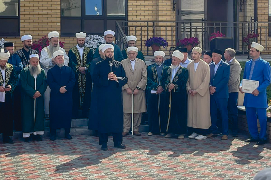 В Набережных Челнах отметили 30-летие мечети “Нур-Ихлас”