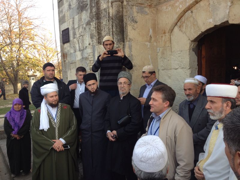 Муфтий Татарстана ознакомился с комплексом мечети Хана Узбека и медресе Инджибек Хатун в Старом Крыму
