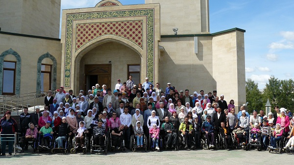 Инвалидам Нижнекамска Центральная мечеть преподнесла подарок