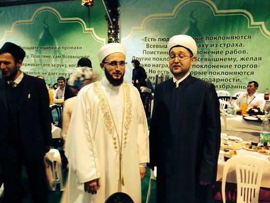 Муфтий Камиль хазрат принял участие в «Шатре Рамадана» в Москве