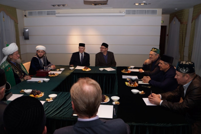 Муфтий Татарстана принял участие на встрече Президента РТ с лидерами российских мусульман