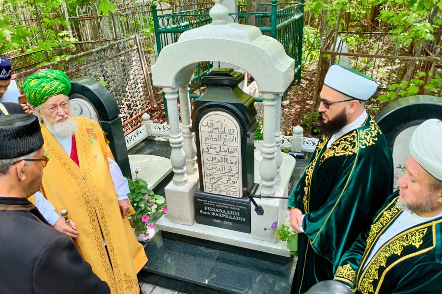 Муфтий Камиль хазрат Самигуллин принял участие в открытии мемориального комплекса Ризы Фахретдина в Уфе