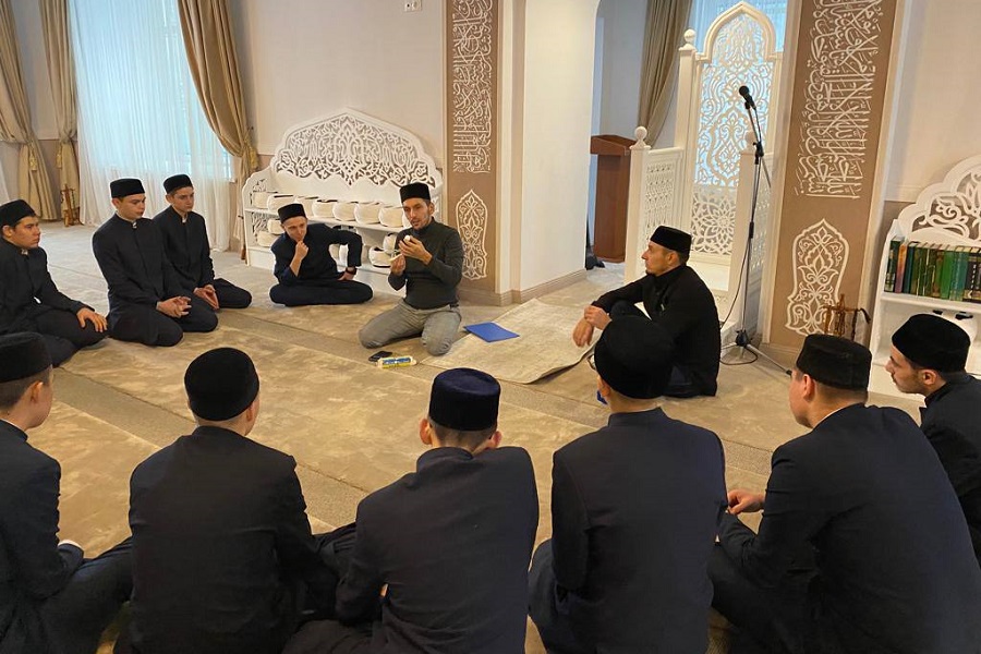 В медресе им. 1000-летия принятия ислама начались уроки татарского азана