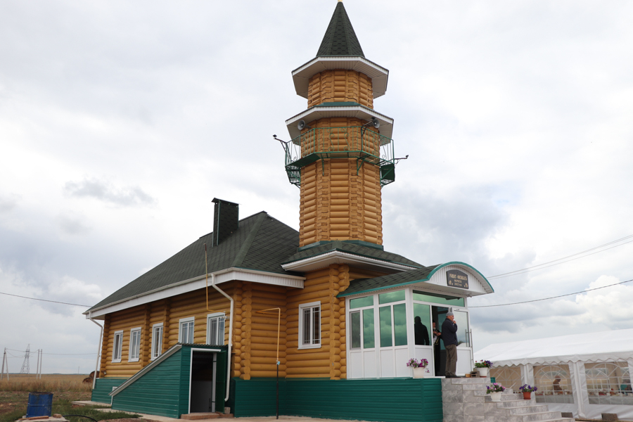 В городе Азнакаево открылась новая мечеть