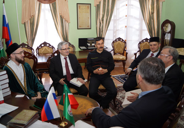 Резиденцию муфтия посетила делегация ученых из Турции, изучающих татарских богословов
